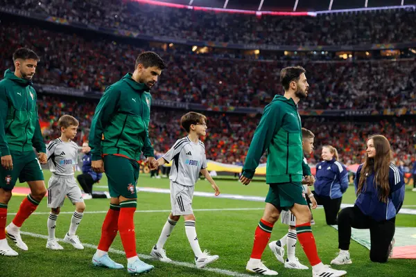 Ruben Neves, Almanya ve Portekiz milli takımları arasında oynanan 2025 UEFA Uluslar Ligi yarı final maçında görüldü (Maciej Rogowski)