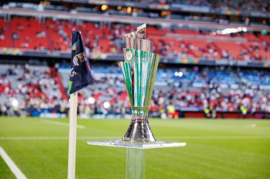 UEFA Uluslar Ligi kupası 2025 yılında Almanya ve Portekiz milli takımları arasında oynanan yarı final maçında görüldü (Maciej Rogowski)