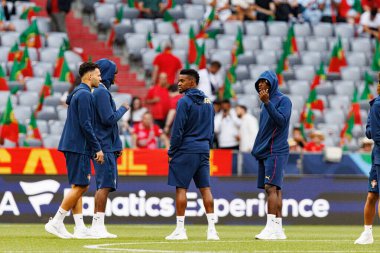 Portekiz 'in oyuncuları UEFA Uluslar Ligi 2025 yarı final maçında Almanya ve Portekiz milli takımları (Maciej Rogowski)