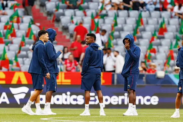 Portekiz 'in oyuncuları UEFA Uluslar Ligi 2025 yarı final maçında Almanya ve Portekiz milli takımları (Maciej Rogowski)