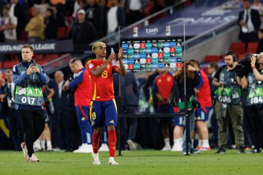 Lamine Yamal, İspanya ve Fransa milli takımları arasında oynanan 2025 UEFA Uluslar Ligi yarı final maçında görüldü (Maciej Rogowski)