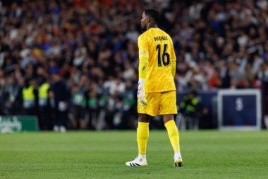 Mike Maignan, İspanya ve Fransa milli takımları arasında oynanan 2025 UEFA Uluslar Ligi yarı final maçında görüldü (Maciej Rogowski)