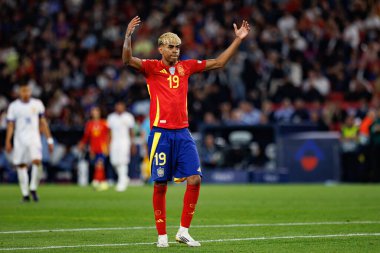 Lamine Yamal, İspanya ve Fransa milli takımları arasında oynanan 2025 UEFA Uluslar Ligi yarı final maçında görüldü (Maciej Rogowski)