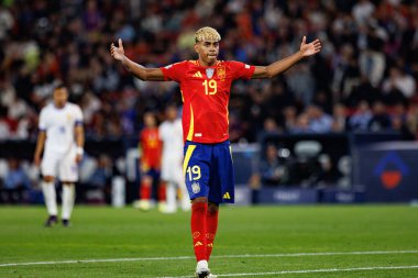Lamine Yamal, İspanya ve Fransa milli takımları arasında oynanan 2025 UEFA Uluslar Ligi yarı final maçında görüldü (Maciej Rogowski)