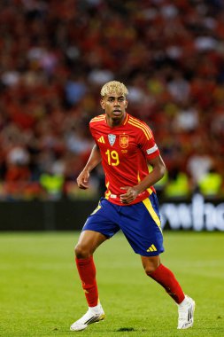 Lamine Yamal, İspanya ve Fransa milli takımları arasında oynanan 2025 UEFA Uluslar Ligi yarı final maçında görüldü (Maciej Rogowski)