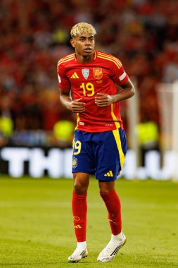 Lamine Yamal, İspanya ve Fransa milli takımları arasında oynanan 2025 UEFA Uluslar Ligi yarı final maçında görüldü (Maciej Rogowski)