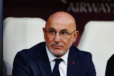 Luis De La Fuente, İspanya ve Fransa milli takımları arasında oynanan 2025 UEFA Uluslar Ligi yarı final maçında görüldü (Maciej Rogowski)