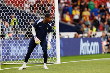 Mike Maignan, İspanya ve Fransa milli takımları arasında oynanan 2025 UEFA Uluslar Ligi yarı final maçında görüldü (Maciej Rogowski)