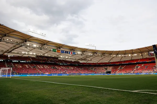 MHP Stadyumu, İspanya ve Fransa milli takımları arasında oynanan 2025 UEFA Uluslar Ligi yarı final maçında görüldü (Maciej Rogowski)