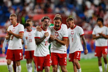 Nicola Zalewski ve Matty Cash, Polonya ve Moldova milli takımları arasında oynanan uluslararası dostluk maçı sırasında görüldü (Maciej Rogowski)