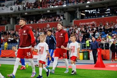 Sebastian Szymanski ve Nicola Zalewski, Polonya ve Moldova milli takımları arasında oynanan uluslararası dostluk maçında (Maciej Rogowski)