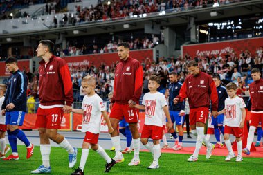 Polonya ve Moldova milli takımları arasında oynanan uluslararası dostluk maçında Bartosz Slisz, Jakub Kiwior ve Matty Cash görüldü (Maciej Rogowski)