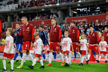 Polonya ve Moldova milli takımları arasındaki uluslararası dostluk maçında Adam Buksa, Mateusz Skrzypczak ve Jakub Moder görüldü (Maciej Rogowski)