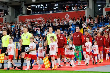 Polonya ve Moldova milli takımları arasında oynanan uluslararası dostluk karşılaşmasında Kamil Grosicki ve Marcin Bulka görülüyor (Maciej Rogowski))