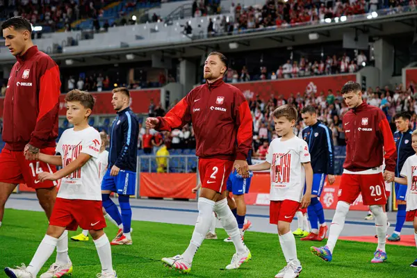 Matty Cash, Polonya ve Moldova milli takımları arasında oynanan uluslararası dostluk maçı sırasında görüldü (Maciej Rogowski)