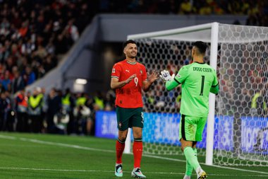 Goncalo Ramos ve Diogo Costa, UEFA Uluslar Ligi 2025 final maçında Portekiz ve İspanya milli takımları arasında görüldü (Maciej Rogowski)