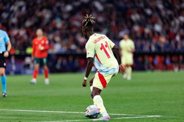 Nico Williams, UEFA Uluslar Ligi 2025 final maçında Portekiz ve İspanya milli takımları arasında görüldü (Maciej Rogowski)