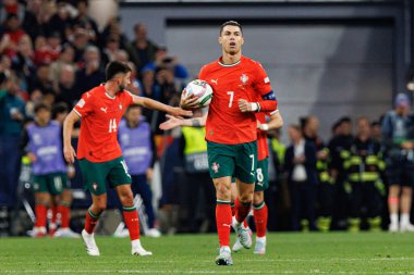 Cristiano Ronaldo, UEFA Uluslar Ligi 2025 final maçında Portekiz ve İspanya milli takımları arasında gol attıktan sonra kutlama yaparken görüldü (Maciej Rogowski)