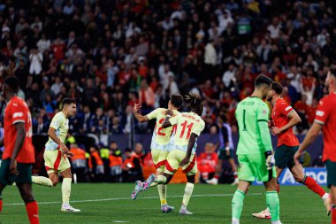 Mikel Oyarzabal ve Nico Williams, UEFA Uluslar Ligi 2025 final maçında Portekiz ve İspanya milli takımları (Maciej Rogowski)