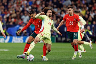 Cristiano Ronaldo, Marc Cucurella ve Francisco Conceicao, UEFA Uluslar Ligi 2025 final maçında Portekiz ve İspanya milli takımları arasında görüldü (Maciej Rogowski)
