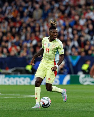 Nico Williams, UEFA Uluslar Ligi 2025 final maçında Portekiz ve İspanya milli takımları arasında görüldü (Maciej Rogowski)