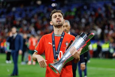 Portekiz ve İspanya milli takımları arasında oynanan 2025 UEFA Uluslar Ligi final maçında Bernardo Silva görüldü (Maciej Rogowski)