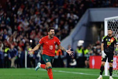 Ruben Neves, UEFA Uluslar Ligi 2025 final maçında Portekiz ve İspanya milli takımları arasında kutlama yaparken görüldü (Maciej Rogowski)