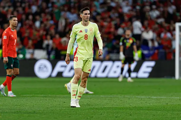 Portekiz ve İspanya milli takımları arasında oynanan UEFA Uluslar Ligi 2025 final maçında görülen Fabian Ruiz (Maciej Rogowski)