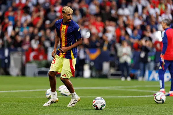 Lamine Yamal, UEFA Uluslar Ligi 2025 final maçında Portekiz ve İspanya milli takımları arasında görüldü (Maciej Rogowski)