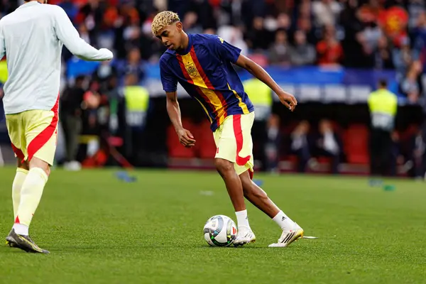 Lamine Yamal, UEFA Uluslar Ligi 2025 final maçında Portekiz ve İspanya milli takımları arasında görüldü (Maciej Rogowski)