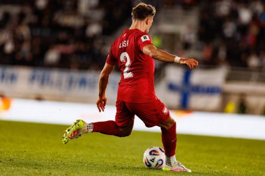 Matty Cash, Finlandiya ve Polonya milli takımları arasında oynanan 2026 Dünya Kupası ön eleme maçında görüldü (Maciej Rogowski))