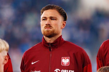 Matty Cash, Finlandiya ve Polonya milli takımları arasında oynanan 2026 Dünya Kupası ön eleme maçında görüldü (Maciej Rogowski))