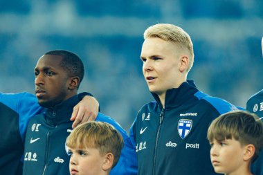 Glen Kamara ve Matti Peltola, Finlandiya ve Polonya milli takımları arasındaki Dünya Kupası 2026 Avrupa ön eleme maçında görüldü (Maciej Rogowski)