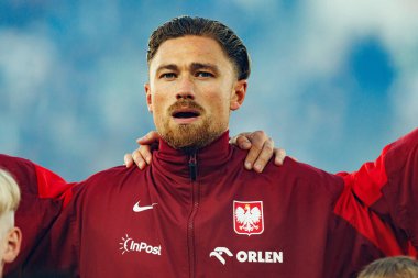 Matty Cash, Finlandiya ve Polonya milli takımları arasında oynanan 2026 Dünya Kupası ön eleme maçında görüldü (Maciej Rogowski))