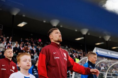 Matty Cash, Finlandiya ve Polonya milli takımları arasında oynanan 2026 Dünya Kupası ön eleme maçında görüldü (Maciej Rogowski))