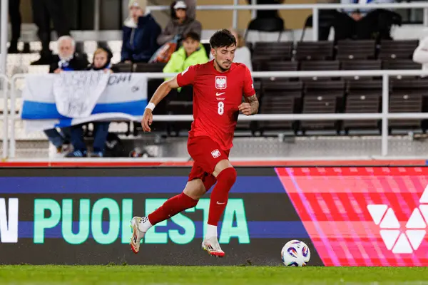 Dünya Kupası 2026 Avrupa Ön eleme maçında Finlandiya ve Polonya milli takımları arasında Jakub Moder görüldü (Maciej Rogowski)