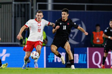 Polonya ve Gürcistan milli takımları arasında oynanan UEFA Euro U-21 2025 maçında Kacper Kozlowski ve Giorgi Maisuradze görüldü (Maciej Rogowski)