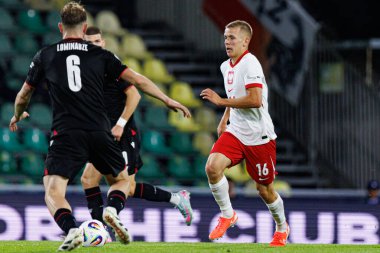 Antoni Kozubal, Polonya ve Gürcistan milli takımları arasında oynanan UEFA U-21 2025 maçında görüldü (Maciej Rogowski)