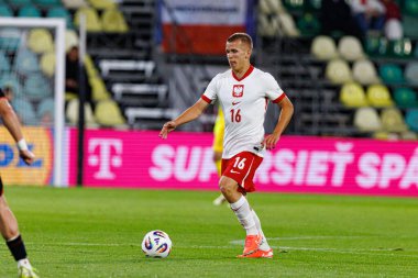 Antoni Kozubal, Polonya ve Gürcistan milli takımları arasında oynanan UEFA U-21 2025 maçında görüldü (Maciej Rogowski)