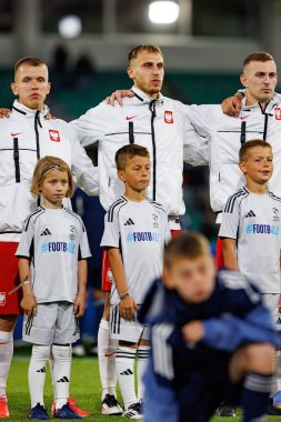 Antoni Kozubal, Michal Gurgul ve Kacper Kozlowski, Polonya ve Gürcistan milli takımları arasında oynanan UEFA Euro U-21 2025 maçında görüldü (Maciej Rogowski)