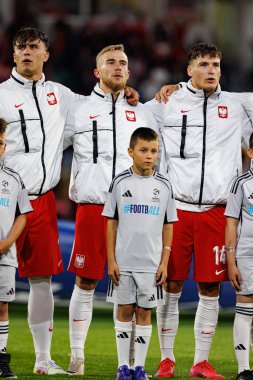 Ariel Mosor, Mariusz Fornalczyk ve Arkadiusz Pyrka UEFA Euro U-21 2025 maçında Polonya ve Gürcistan milli takımları arasında görüldü (Maciej Rogowski)