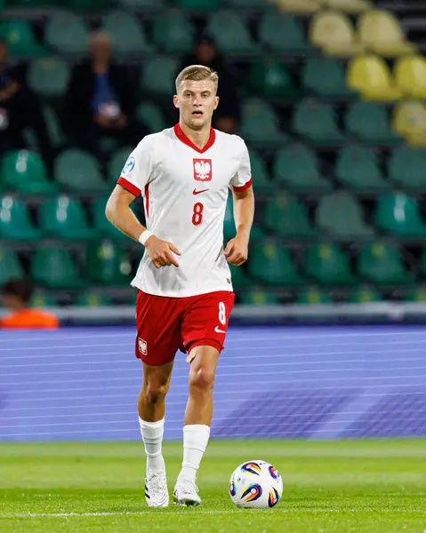 Jakub Kaluzinski, Polonya ve Gürcistan milli takımları arasında oynanan UEFA U-21 2025 maçında görüldü (Maciej Rogowski)
