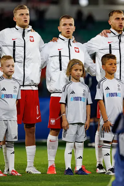 Polonya ve Gürcistan milli takımları arasında oynanan UEFA Euro U-21 2025 maçında Jakub Kaluzinski, Antoni Kozubal ve Michal Gurgul görüldü (Maciej Rogowski))