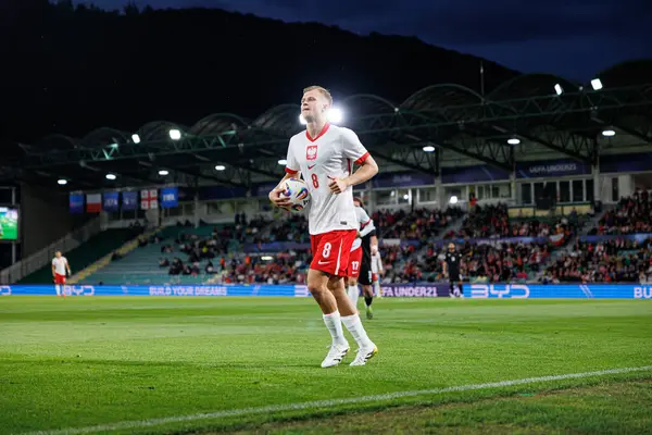 Jakub Kaluzinski, Polonya ve Gürcistan milli takımları arasında oynanan UEFA U-21 2025 maçında görüldü (Maciej Rogowski)