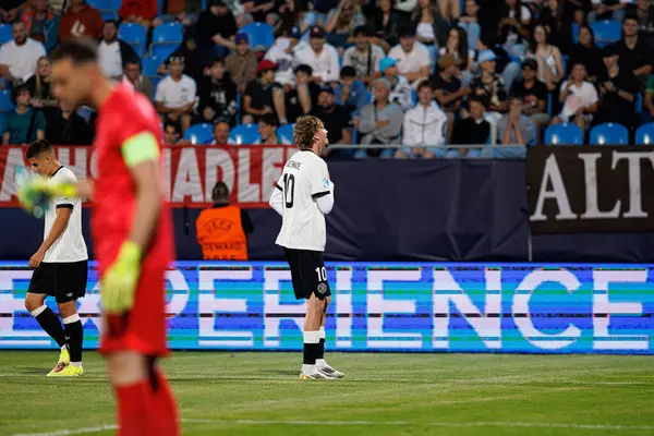 Nick Woltemade, Almanya ve Slovenya milli takımları arasında oynanan UEFA U-21 2025 maçında gol attıktan sonra kutlama yaparken görüldü (Maciej Rogowski)