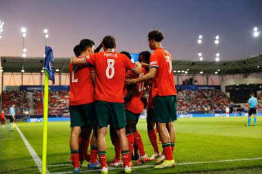 Portekiz 'in oyuncuları, Portekiz ve Polonya milli takımları arasında oynanan UEFA Euro U-21 2025 maçında Geovany Quenda' dan gol üstüne gol atarken görüldü (Maciej Rogowski)