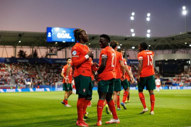 Portekiz 'in oyuncuları, Portekiz ve Polonya milli takımları arasında oynanan UEFA Euro U-21 2025 maçında Geovany Quenda' dan gol üstüne gol atarken görüldü (Maciej Rogowski)