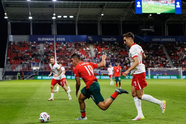 Joao Marques ve Tomasz Pienko, UEFA Euro U-21 2025 maçında Portekiz ve Polonya milli takımları arasında görüldü (Maciej Rogowski)
