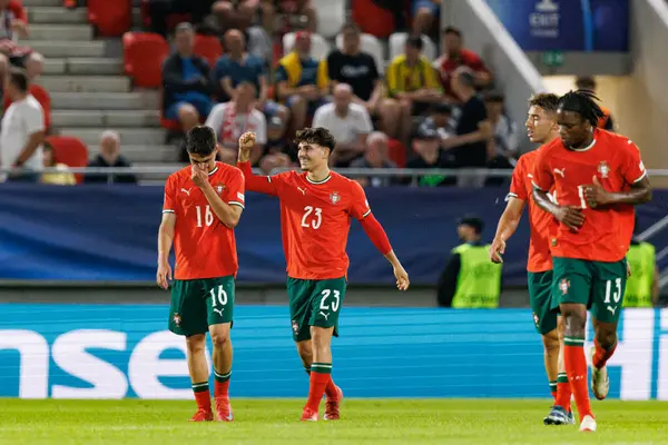 Rodrigo Gomes, Portekiz ve Polonya milli takımları arasında oynanan UEFA Euro U-21 2025 maçında gol attıktan sonra kutlama yaparken görüldü (Maciej Rogowski)