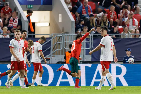 Rodrigo Gomes, Portekiz ve Polonya milli takımları arasında oynanan UEFA Euro U-21 2025 maçında gol attıktan sonra kutlama yaparken görüldü (Maciej Rogowski)